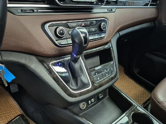 6081502000R8.jpg