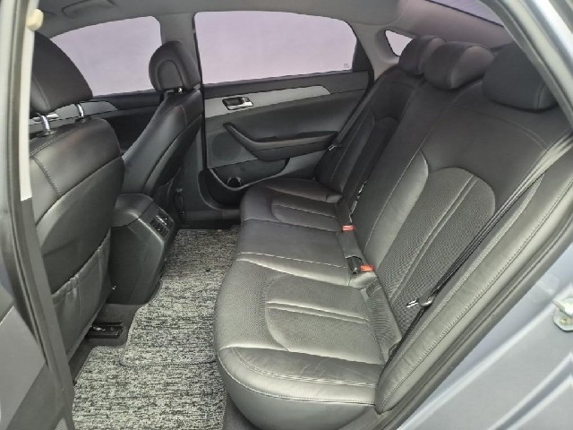 6081501873R12.jpg