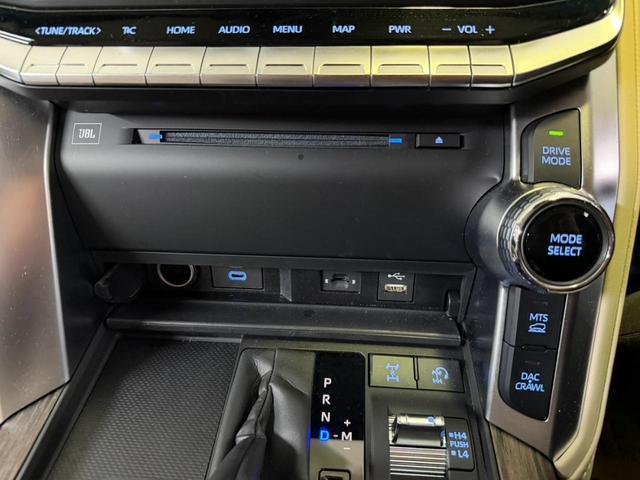 0175644A30260324W00111.jpg