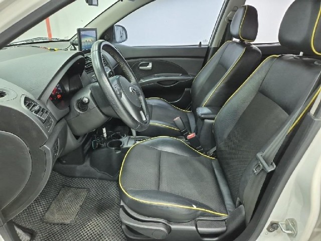6081001767R11.jpg