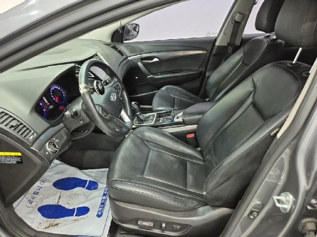 6081001147R11.jpg