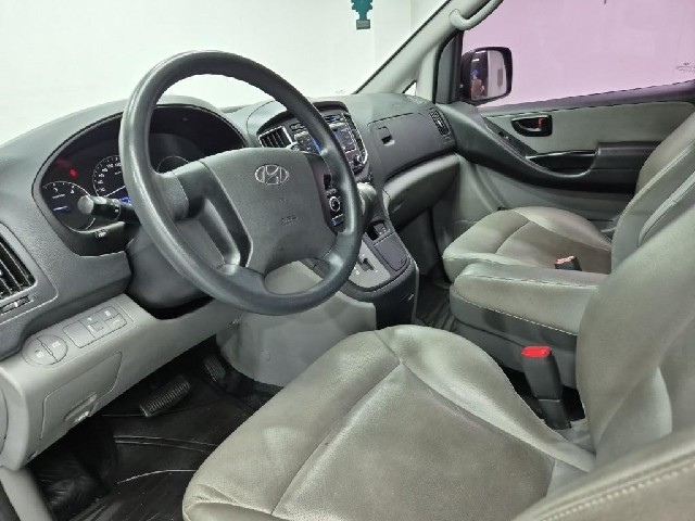 6051000650R7.jpg