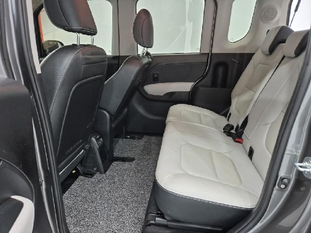 6091000394R12.jpg