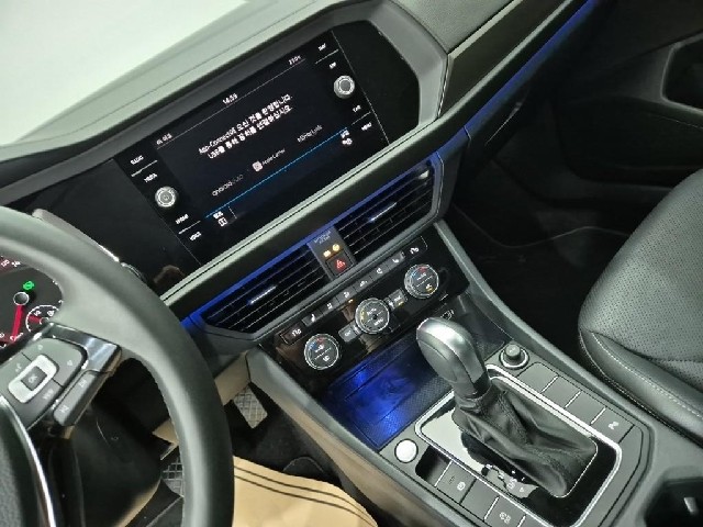 6081002232R10.jpg
