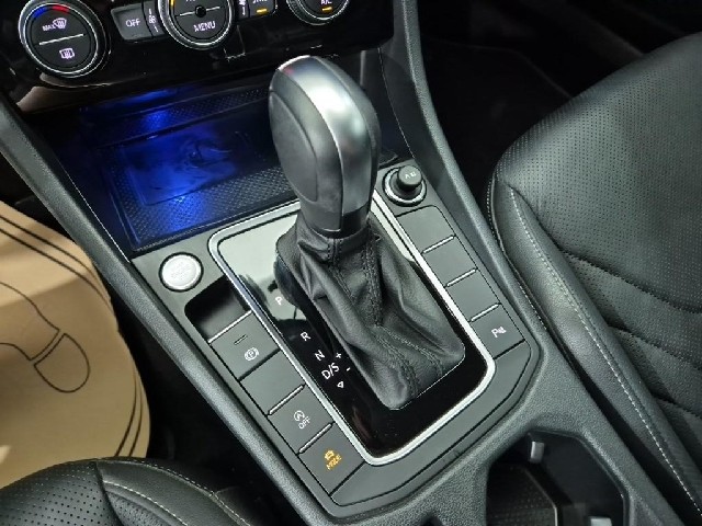 6081002232R8.jpg