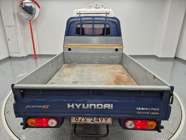 6061000879R16.jpg