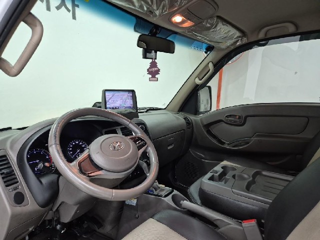 6081002104R6.jpg