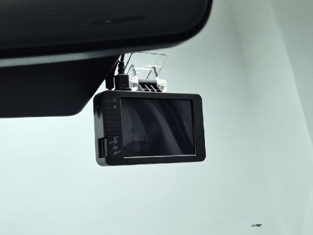 6081001517R17.jpg