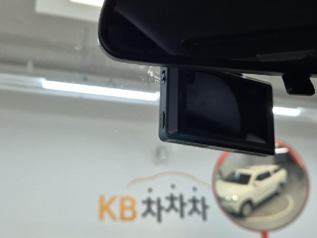 6081502057R17.jpg