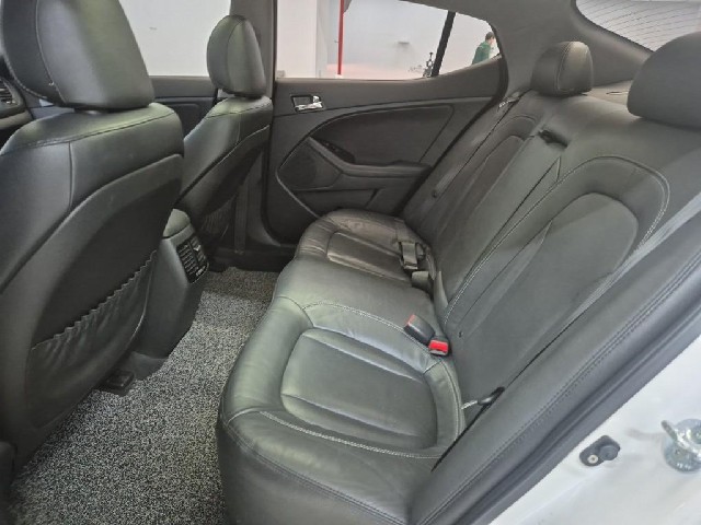 6051500676R12.jpg