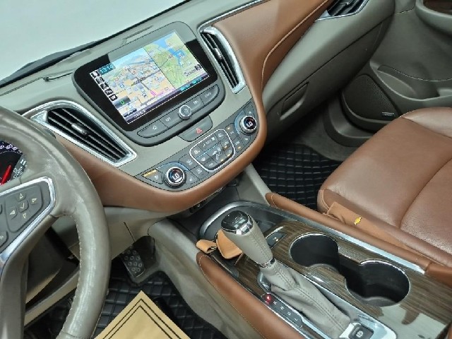 6091000490R10.jpg