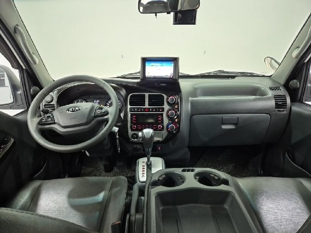 6071000389R6.jpg