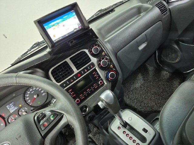 6071000389R9.jpg