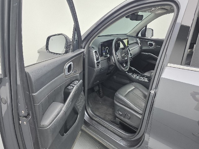 8392019e649bed0e5e0543bae82cad90.jpeg