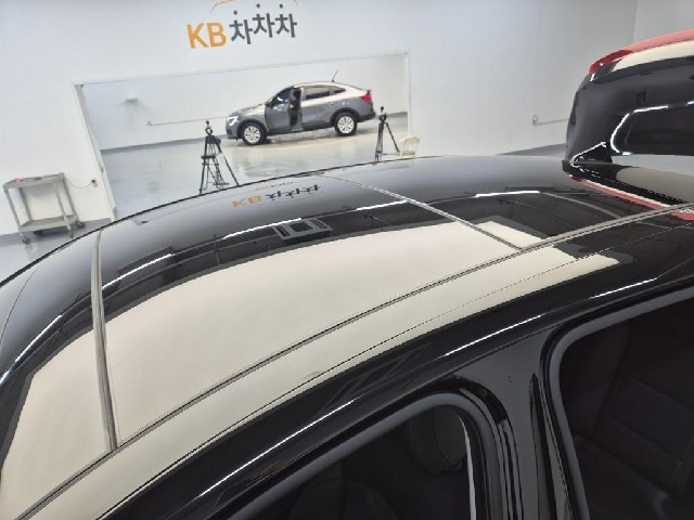 6081000138R13.jpg