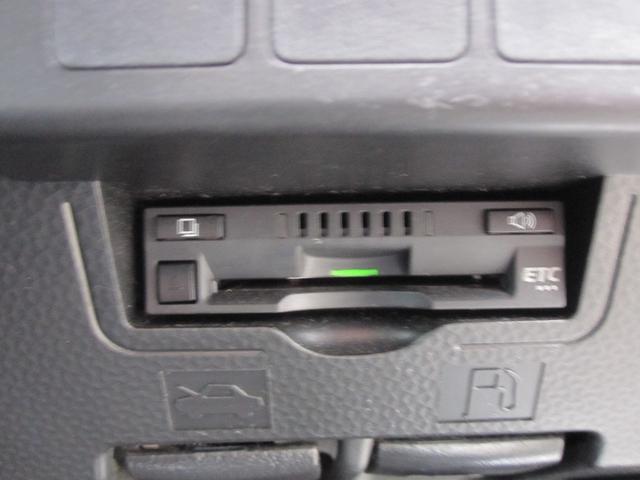 0803416A30250808W00210.jpg