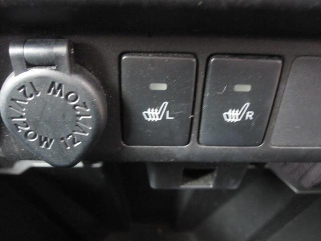 0803416A30250808W00216.jpg