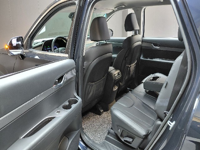d93eb4542dd628a492085fd005fe04f2.jpeg