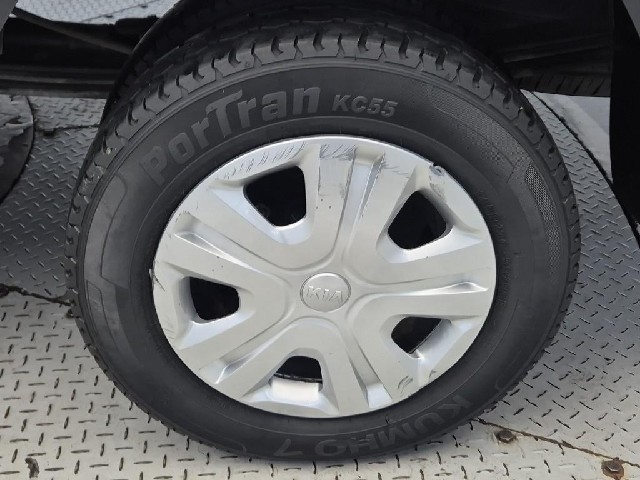 6051501879R18.jpg