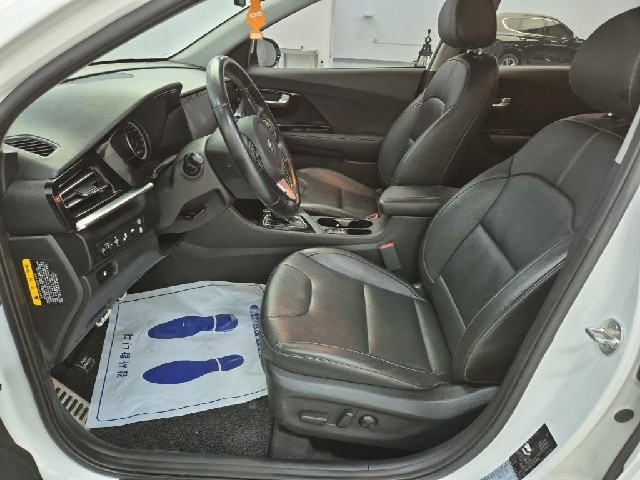 6061501638R11.jpg