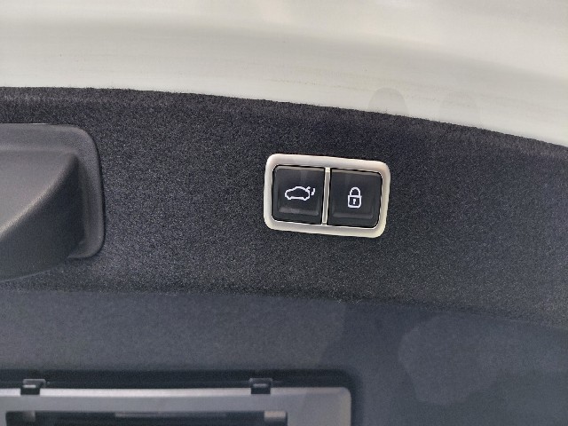 788ae853805d60347706231ccf114576.jpeg