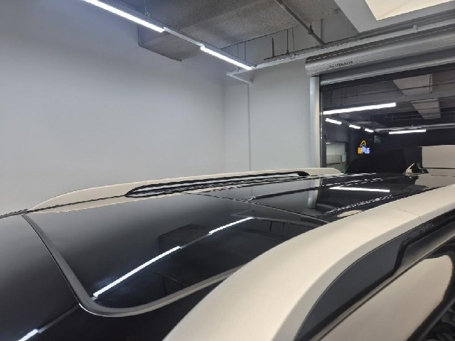 6081500742R13.jpg