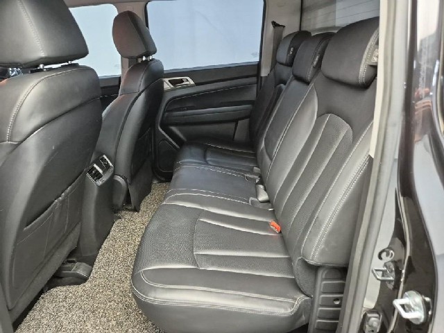 6071502252R12.jpg