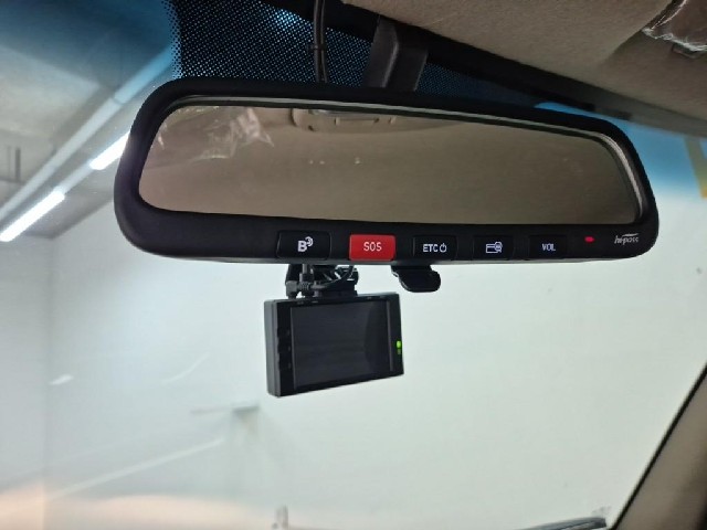 6061502325R17.jpg