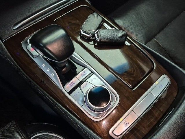 6061501588R8.jpg