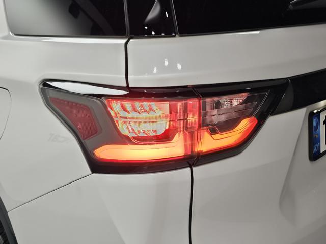 db750d2fb16d641a88ccf143ca04b901.jpeg