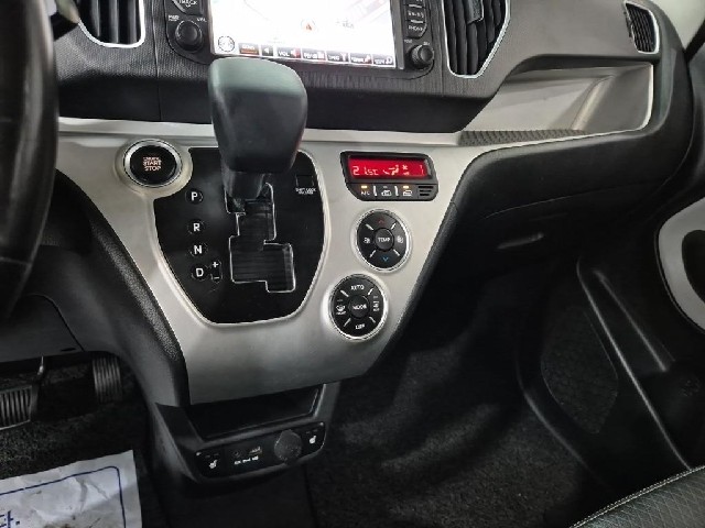 6081002210R8.jpg