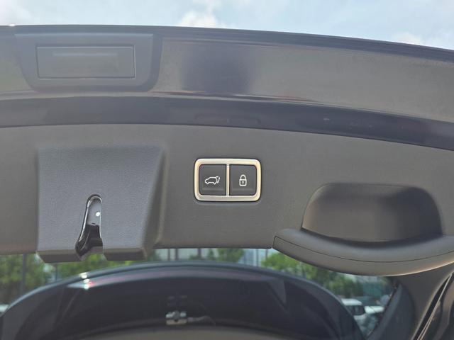 d3063ceab005fa5873da4913c93ead99.jpeg