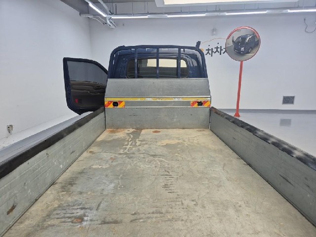 6071501877R14.jpg