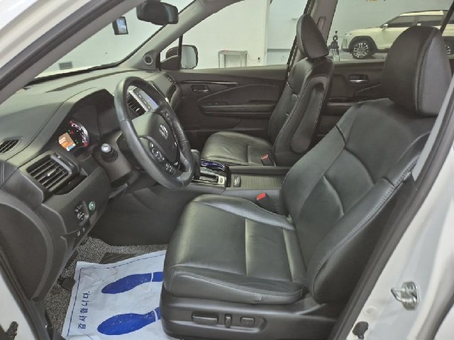 6071501831R11.jpg