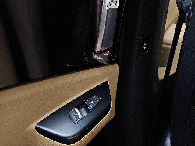 f6086b035a26244859c969285ea9e41d.jpeg