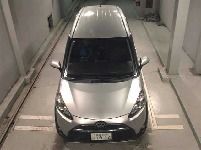 85585cdd748fe547476f6ad15addc169.jpg