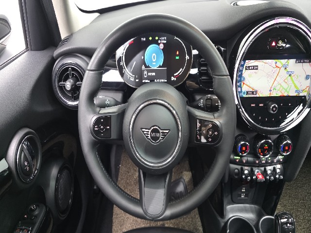 d4e09606a45d91625a9aa9f51c22af53.jpeg