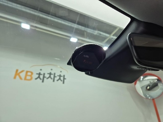 6081000716R16.jpg