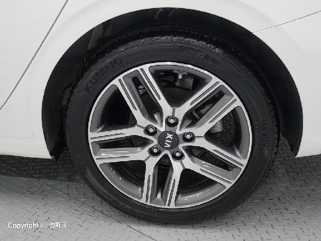 4031001958R18.jpg