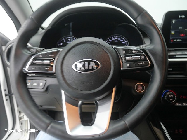 4031001958R8.jpg