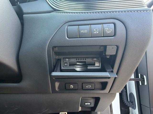 ece0aef696821f46bea7c1a2720e69b3.jpeg