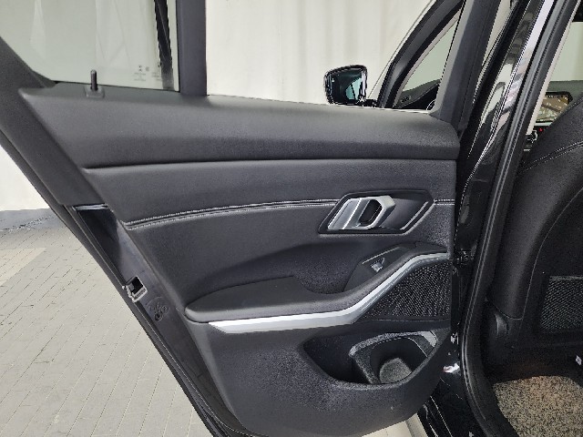 aa18fca20eae50b784fef73630bf861d.jpeg