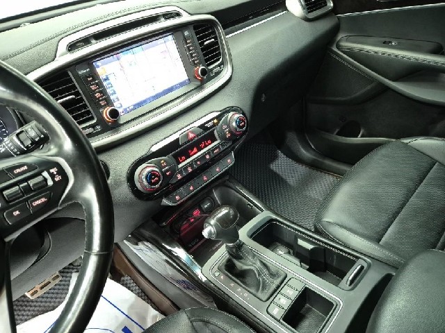 6081000845R10.jpg