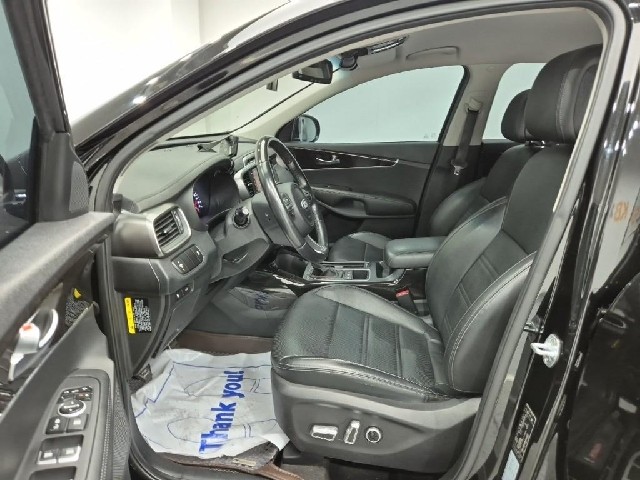 6081000845R11.jpg
