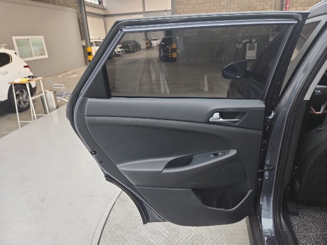lotterental_091340296_2BMQU_1.jpg