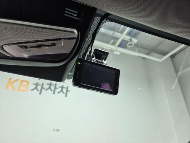 6031002177R18.jpg