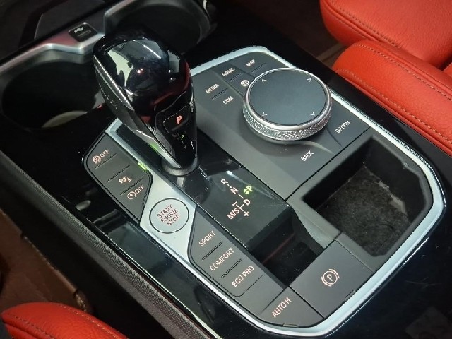 6051501768R8.jpg