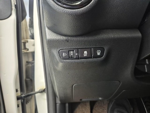 6091500425R17.jpg