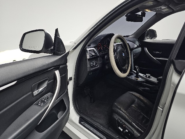 0ae8eb18e7fb3bc296f9bef59668a41b.jpeg