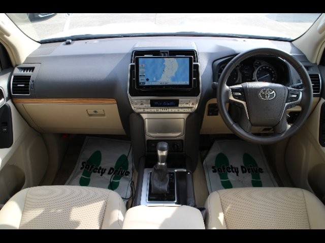 193a773a59fdbadfbdba8df67c4ff1e5.jpg